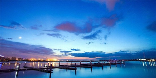 咕嘟吧台小火锅